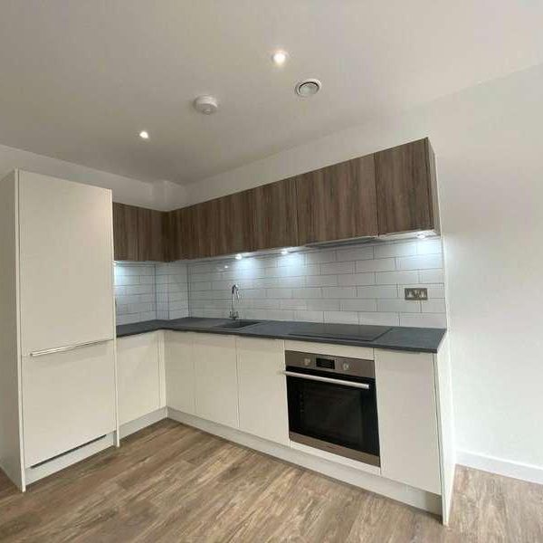 Viewpoint House, London Road, Staines-upon-thames, Surrey, TW18 - Photo 1