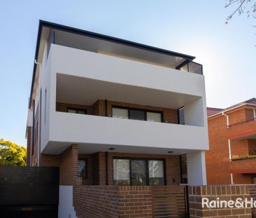 4/11 Henry Street, Parramatta, NSW 2150 - Photo 1