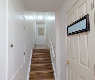 For Lease - 6532 Kuhn Crescent Unit# Main, Niagara Falls, Ontario - Photo 3