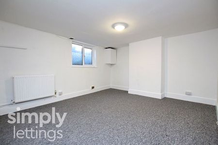 1 Bed property for rent - Photo 2