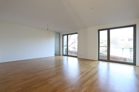 Grosszügige helle 3.5 Zimmer-Wohnung mit grosser Terrasse - Foto 2