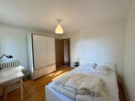 Appartement à louer - REIMS- PROCHE RUE LESAGE - Photo 2