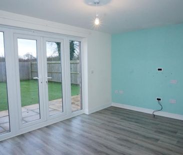 3 bedroom terraced house to rent - Photo 1