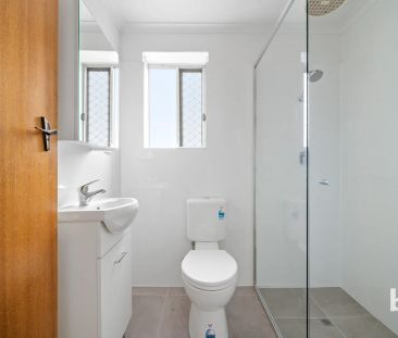 Modern & Spacious 2-Bedroom Unit in a Highly Convenient Location - Photo 6