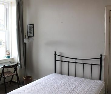 2 bed flat for rent in West End - Photo 3