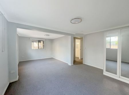 20 Saunders Street, - Photo 5