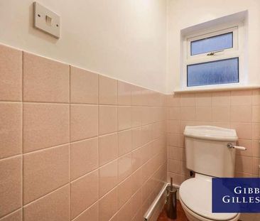 Holwell Place, Pinner, HA5 - Photo 3