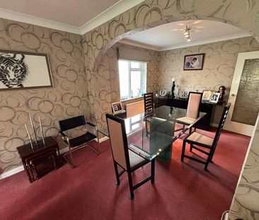 4 bedroom detached house to rent - Photo 4