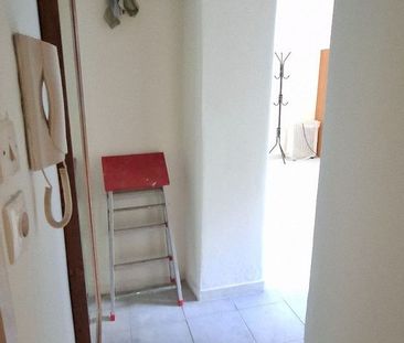 Studio/Γκαρσονιέρα για ενοικίαση Κουλέ Καφέ (Άνω Πόλη) - Photo 4