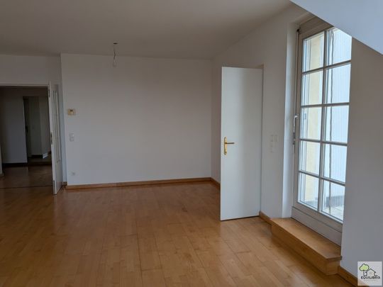 Traumhafter Ausblick – Großzügige Terrassenwohnung mit Fernblick - Photo 1