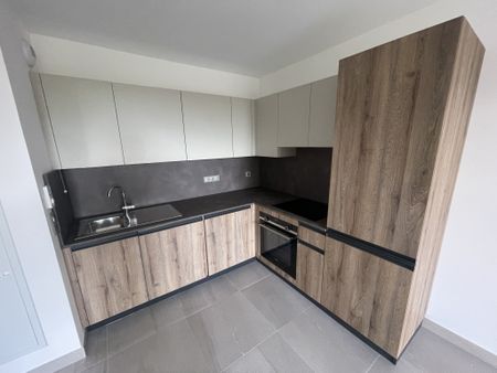 Location Appartement 2 pièces 41m² EZE 06360 - Photo 2