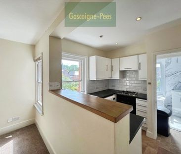 Victoria Road, Guildford - Photo 1