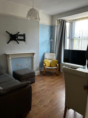 2 Bed Terraced House, Hearsall Lane, CV5 - Photo 1