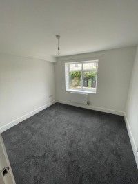 1 bed Apartment - To Let - Photo 5