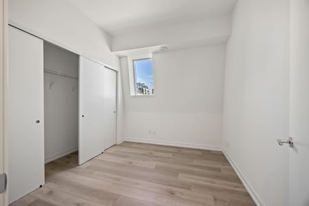 For Lease - 863 St. Clair Avenue Unit# 405, Toronto, Ontario - Photo 4