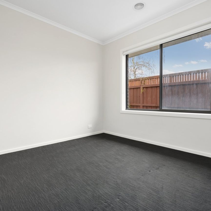 14 Evergreen Drive, Alfredton - Photo 1