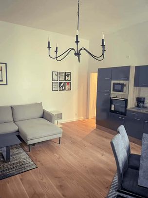 Schivelbeiner Straße - Small Room - Photo 1