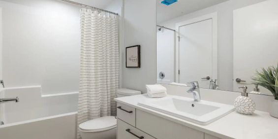Central Green — 1 Bed, 1 Bath - Photo 3