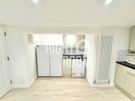 6 Bed House, Fordham Street, Aldgate, London E1 - Photo 2