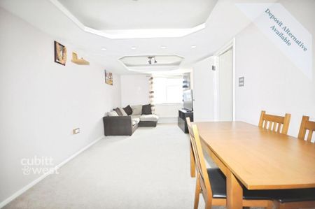 2 bedroom flat to rent - Photo 3