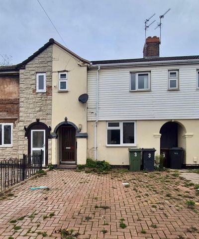 3 bedroom terraced house to rent - Photo 2