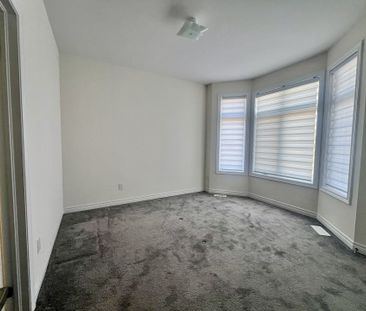 For Lease - 35 East Vista Terrace, Quinte West, Ontario - Photo 3
