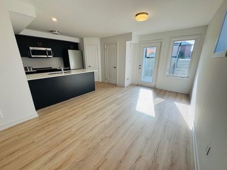 For Lease - 940 St David Street Unit# 85, Centre Wellington, Ontario - Photo 4