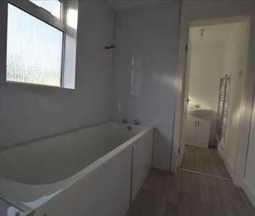 Middlewich Road, Winsford, CW7 - Photo 3