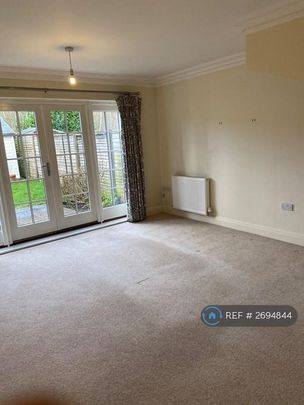 2 bedroom semi-detached house to rent - Photo 1
