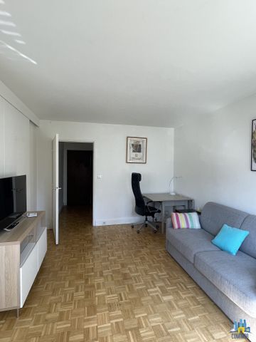 Location Appartement 2 pièces 53m² COURBEVOIE 92400 - Photo 2