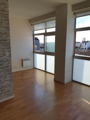 Location Appartement 2 pièces 58m² BORDEAUX 33000 - Photo 1