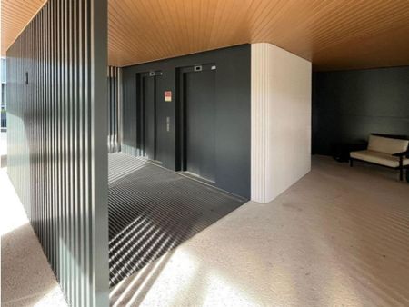 1 room luxury Apartment for rent in Parque das Nações, Portugal - Photo 2