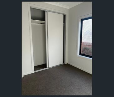 PERFECT LOCATION WITH UNINTERRUPTED VIEWS - Photo 2