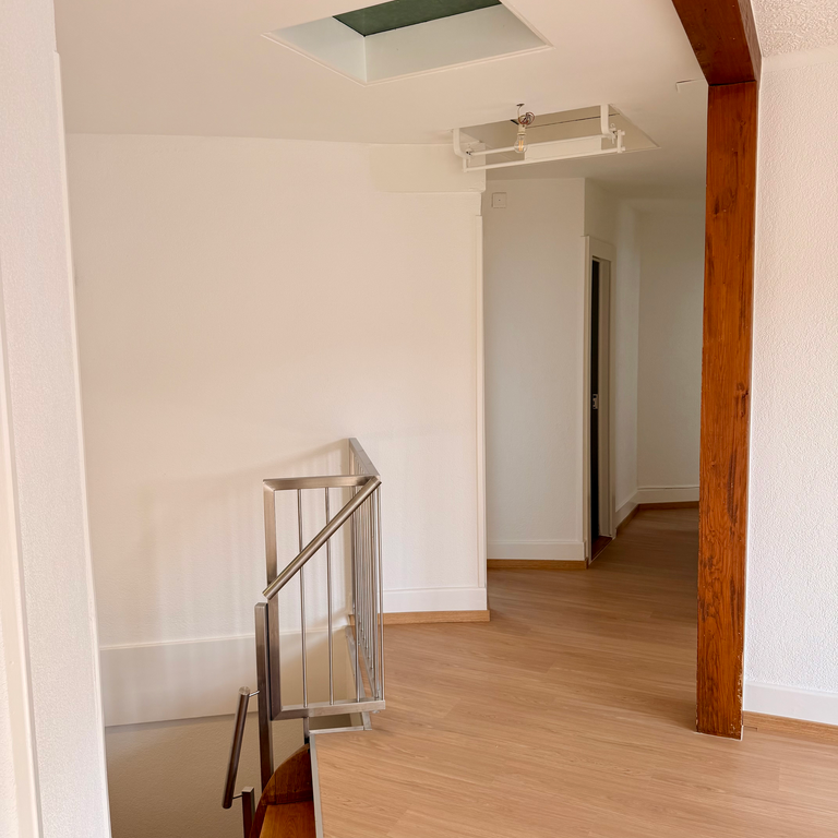 Charmant appartement de 3.5 pièces au 3ème étage à Vallorbe - Photo 1