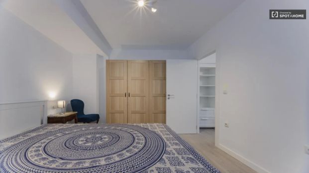 3-bedroom apartment for rent in El Carme, Valencia, perfect for professionals - Foto 1