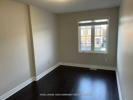 For Lease - 122 Russel Drive, Bradford West Gwillimbury, Ontario - Photo 3