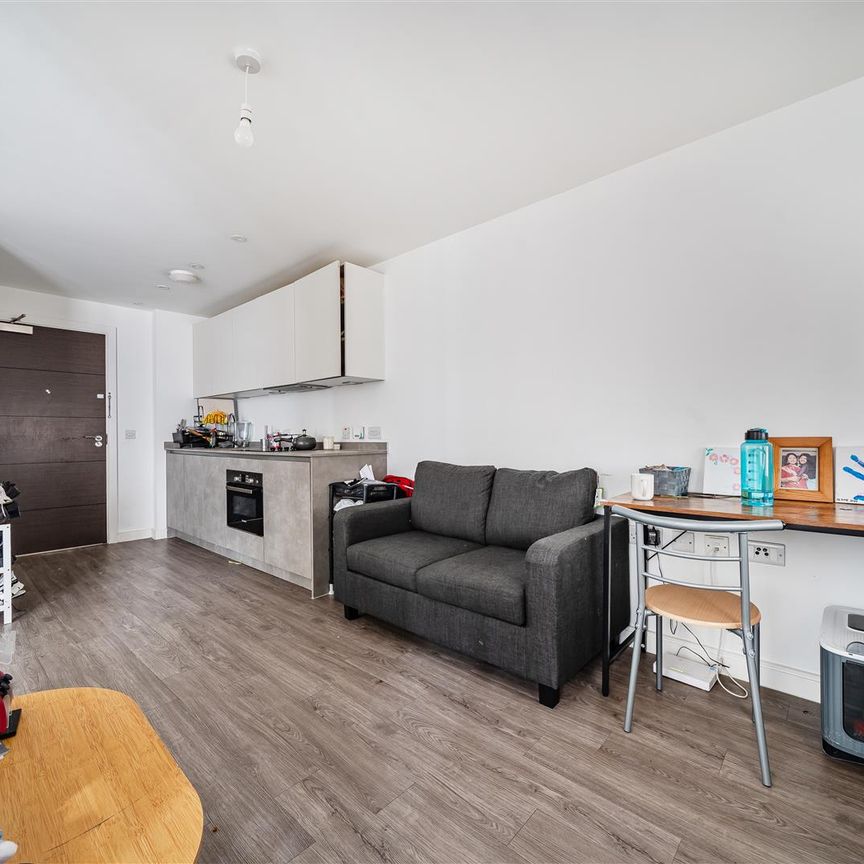 St. Thomas Street, Bristol - Photo 1