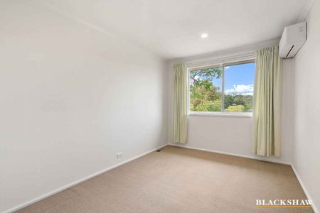 Ideal Family Home - Photo 4