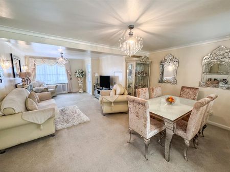 Laurel Grove, Kingswood, Maidstone - Photo 3