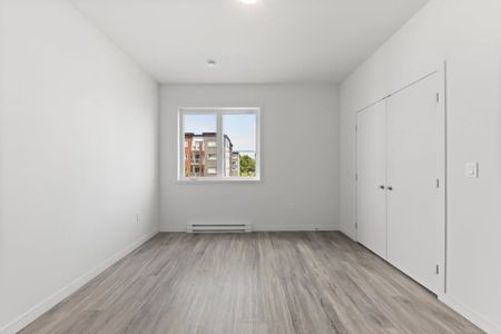 Vivez dans un magnifique appartement de style condo. - Photo 2