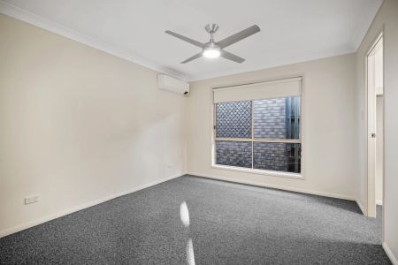 Spacious Family Home in Convenient Location - Photo 5