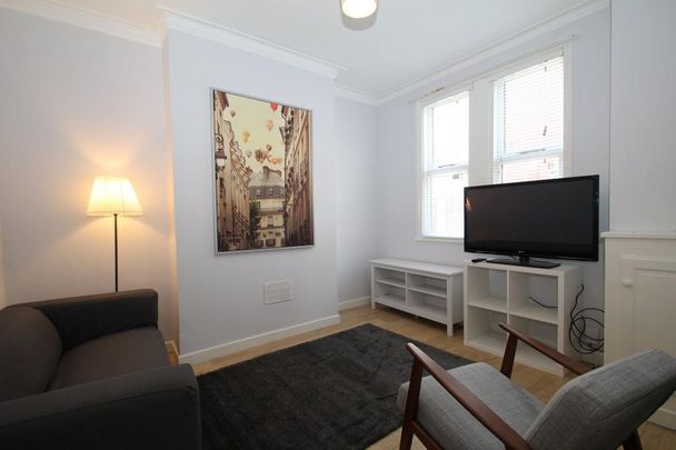 1 bedroom house of multiple occupation to rent - Photo 1