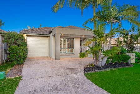 9 Eureka Street, North Lakes QLD 4509 - House For Rent - $660 | Domain - Photo 2