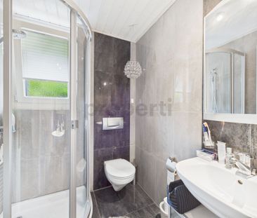 Charming 2.5-room apartment with garden seating in Niederlenz, AG - Photo 5