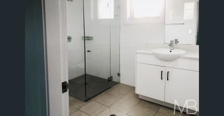 TRANQUIL TOWNHOME LIVING - Photo 4