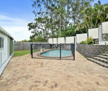 Dual Living Home With Pool! - Photo 3