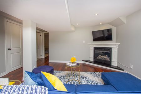 For Lease - 1536 Applewood Road, Mississauga, Ontario - Photo 5