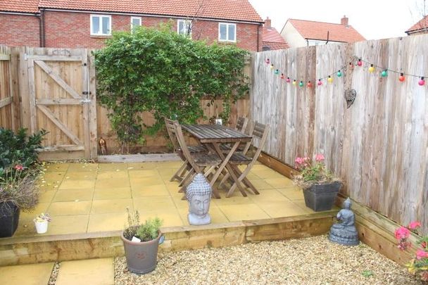 2 bedroom house to rent - Photo 1