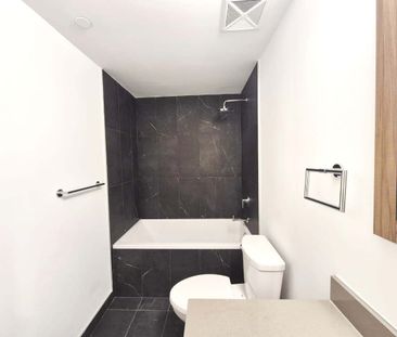 For Lease - 1037 The Queensway N/A Unit# 501, Toronto, Ontario - Photo 4