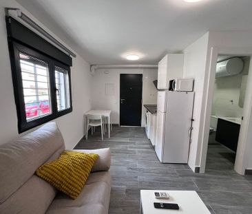 Alquiler de piso en Calle del Escritor Alejandro Barba Segalerva - Photo 6